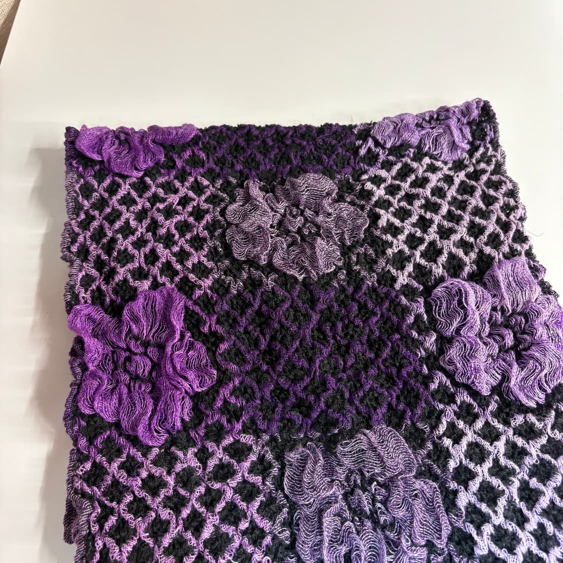 퍼플 그런지 플라워 롱 머플러  상품이미지4