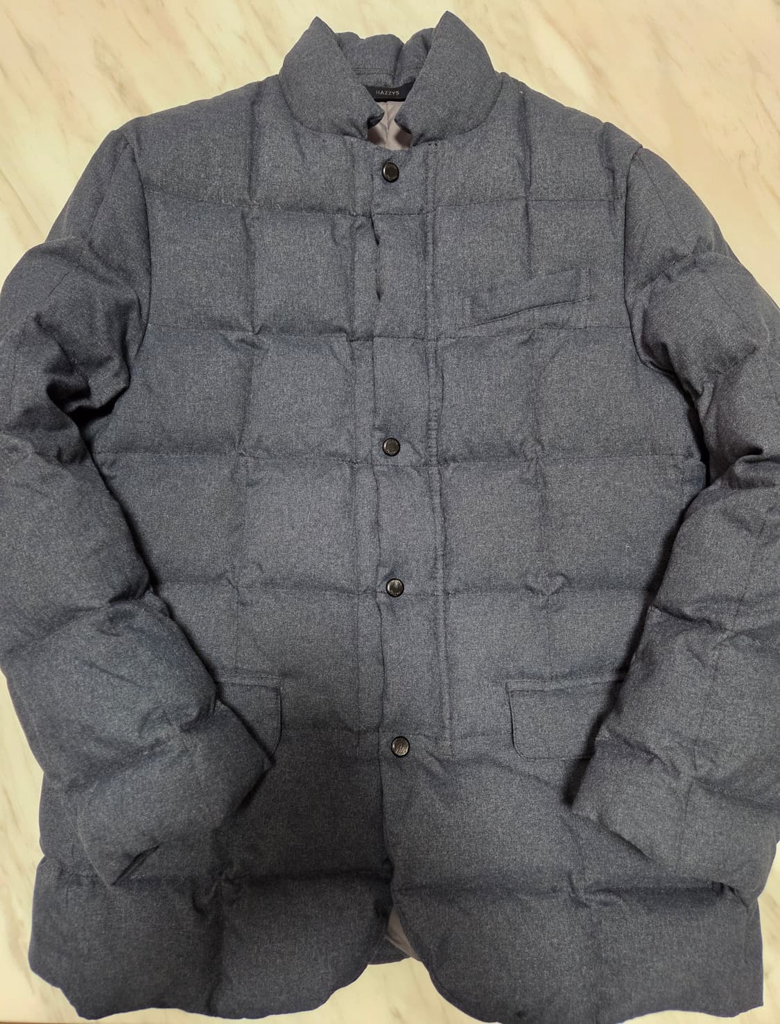 헤지스 프리미엄 구스다운 경량 퀼팅 패딩 상품이미지1