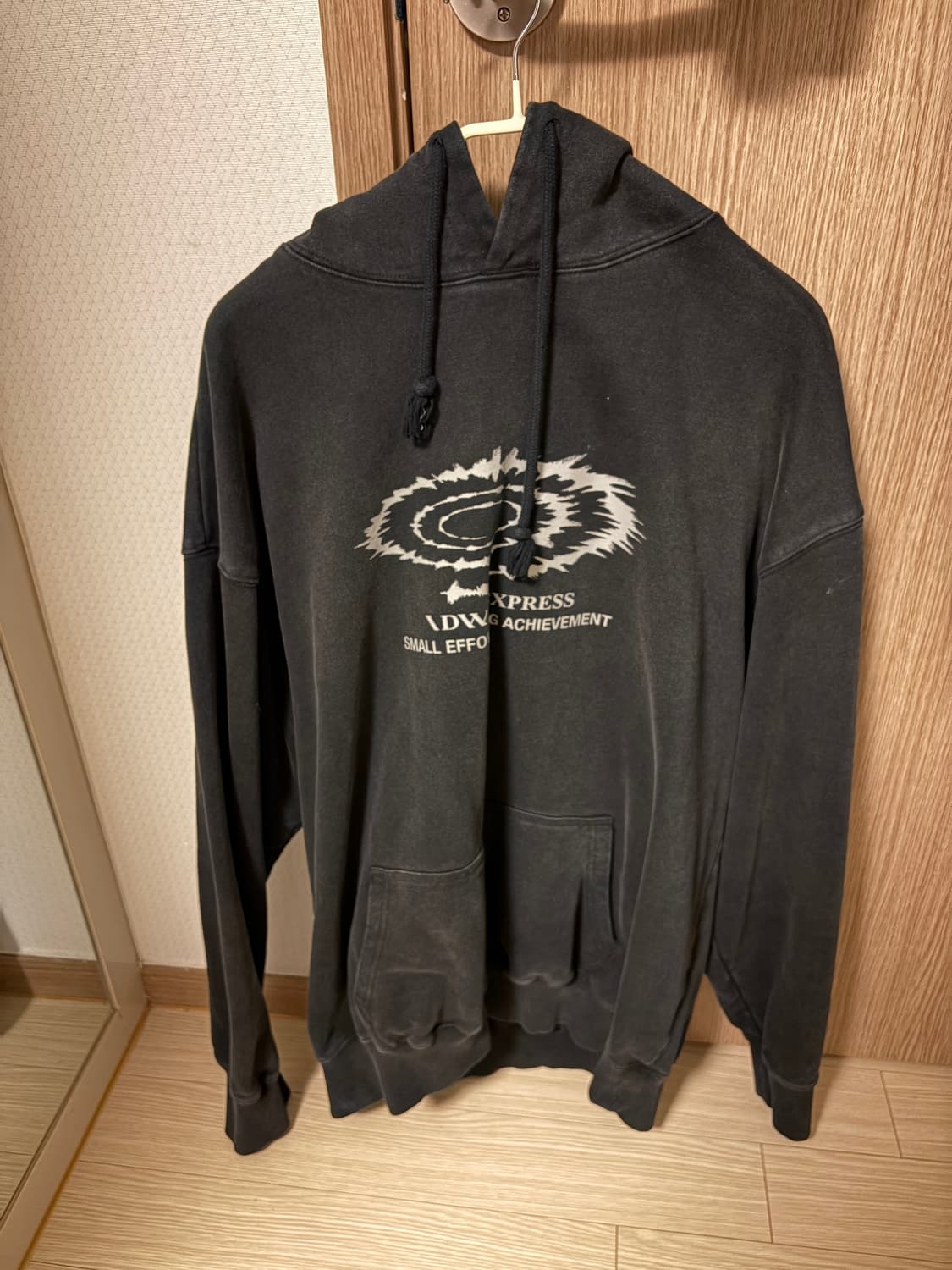 Swift Symbol Dying Hoodie Black 후드 2 상품이미지2