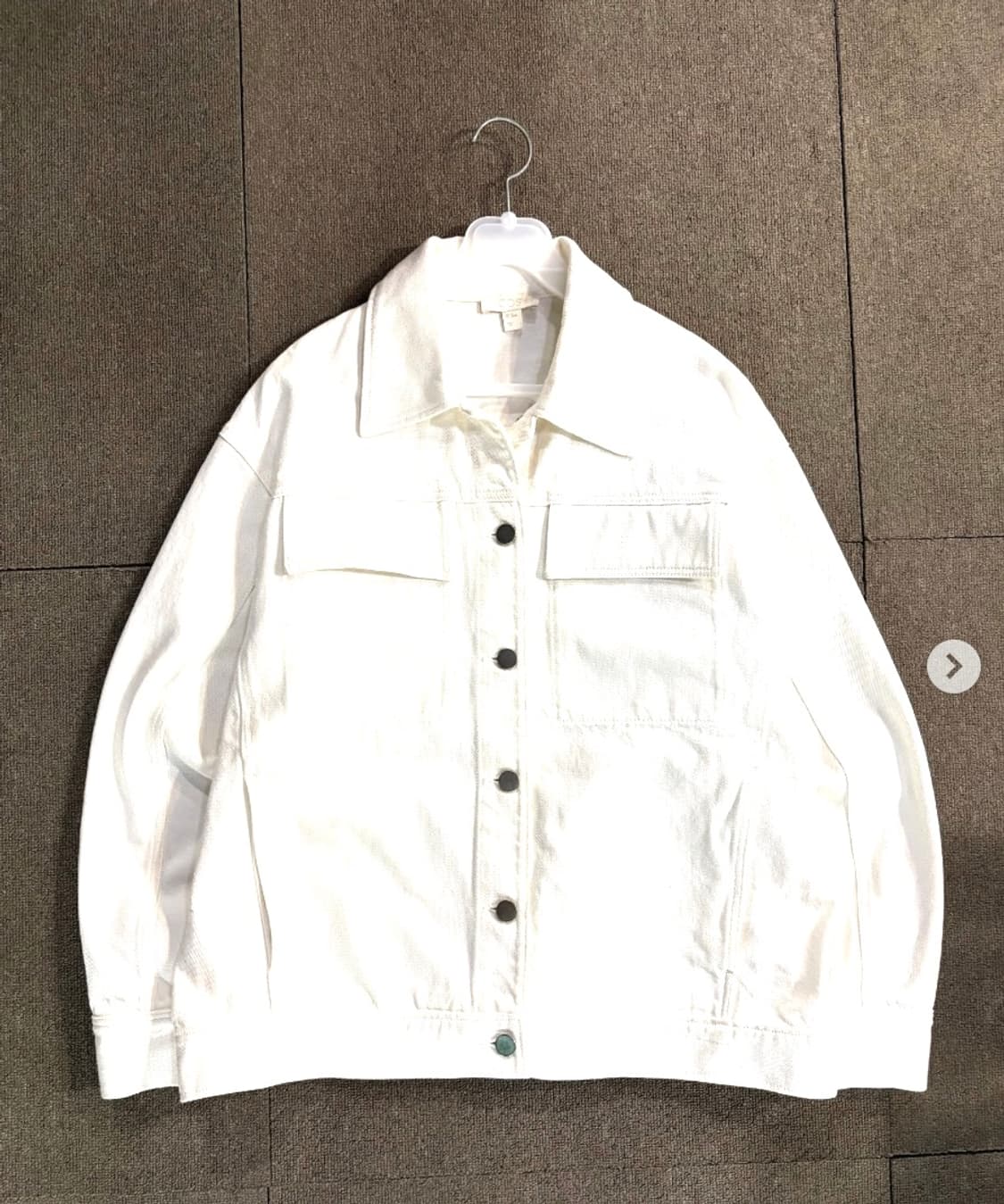 COS 화이트 데님 자켓 상품이미지1