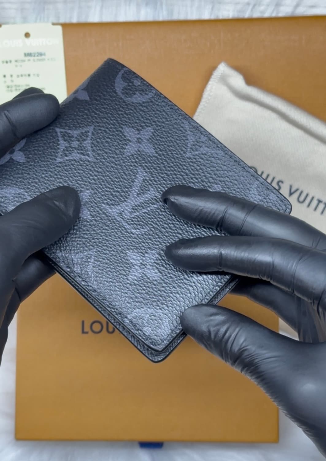 루이비통 슬렌더 월릿 모노그램 이클립스 상품이미지8