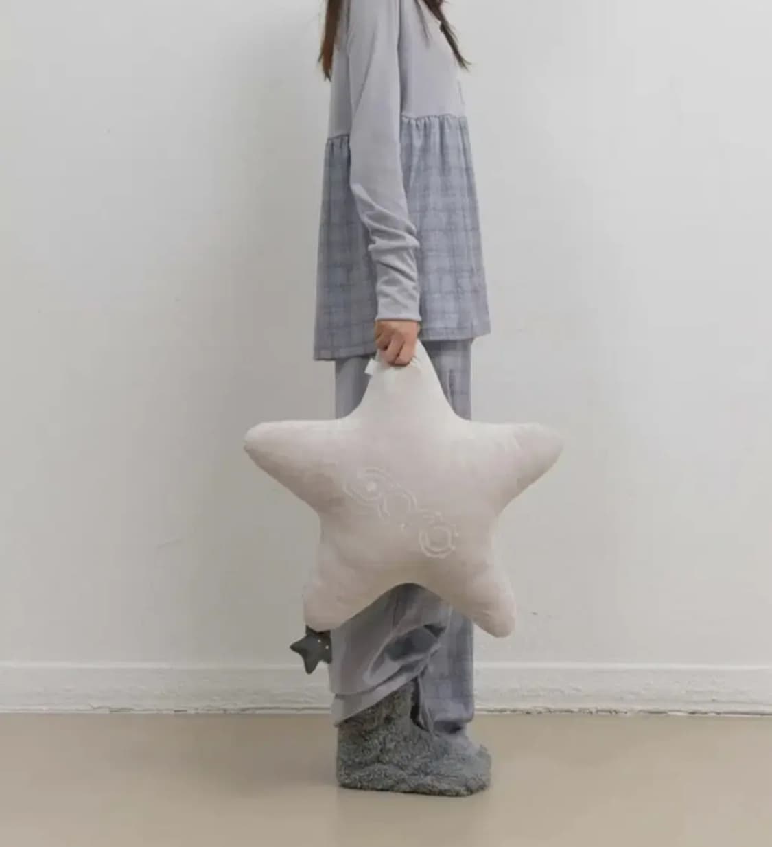 [새상품,정가이하] 오호스 별 쿠션, 키링 포함 상품이미지4