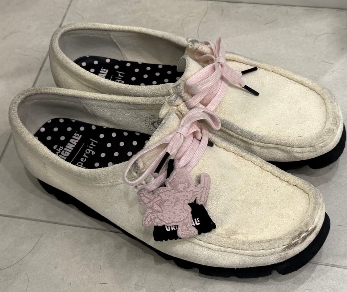 클락스 x 페이퍼걸 왈라비 255 상품이미지1