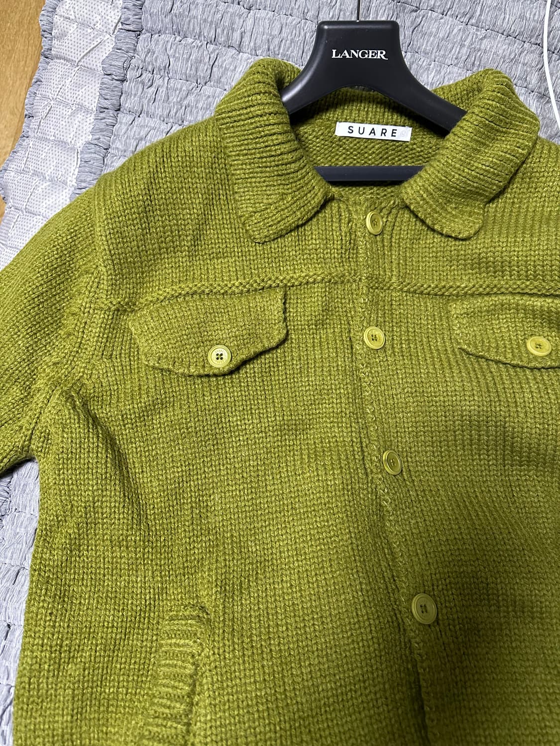 수아레 니트 가디건 카키색 상품이미지3