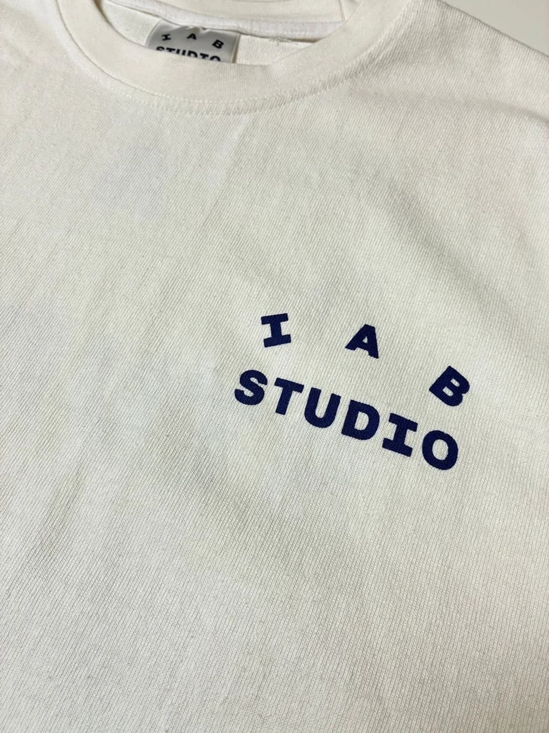 아이앱스튜디오 빅로고 오버핏 반팔 티셔츠 PN9041 상품이미지8