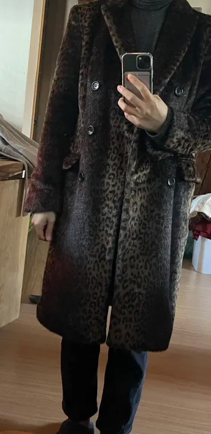 CR x 유니클로 레오퍼드 호피 퍼 코트 상품이미지6