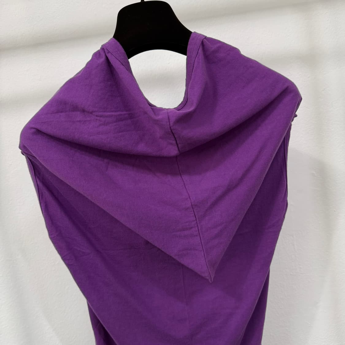 꼼데가르송 슬리브리스 후드 탑 상품이미지5