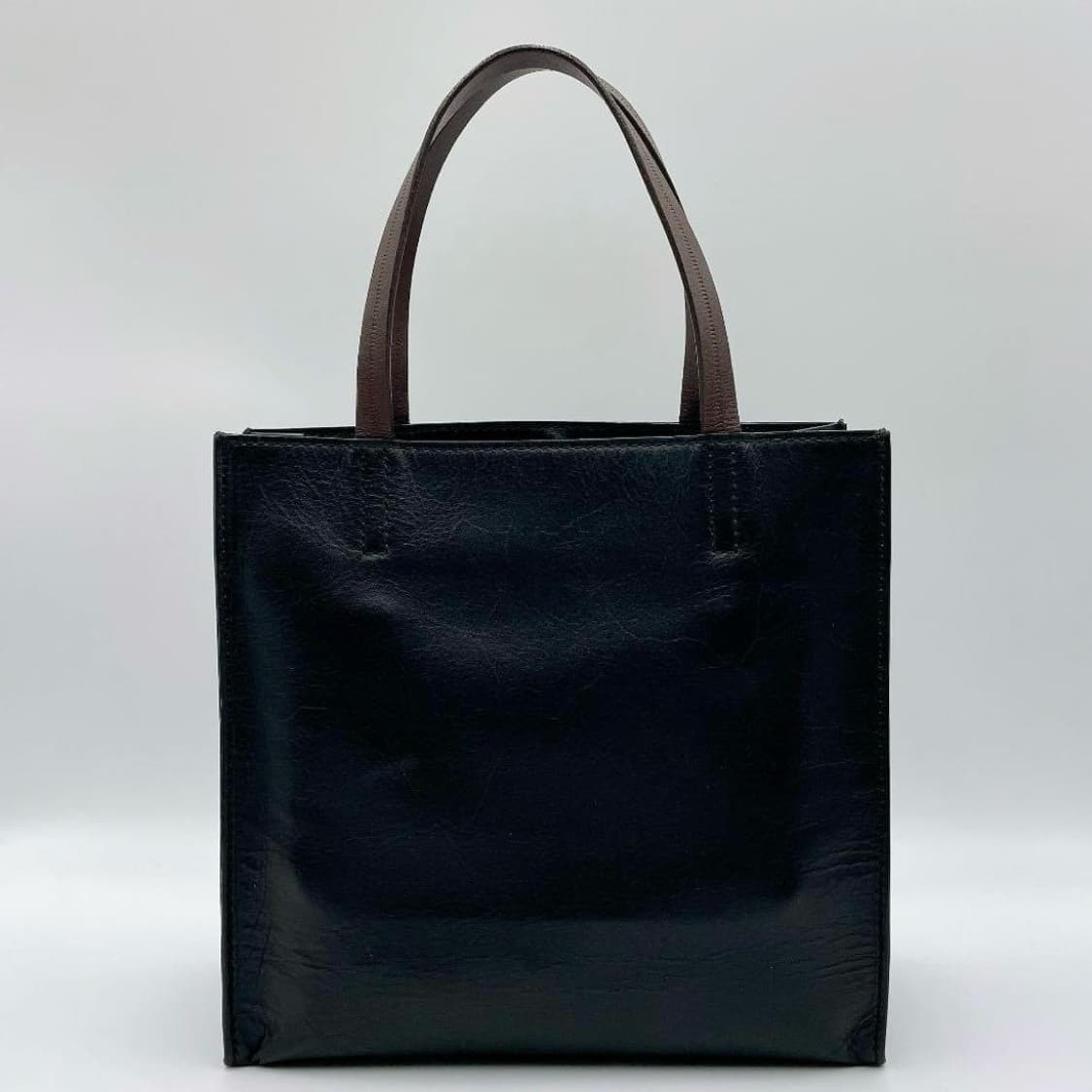 이세이미야케 아카이브 아임 프로덕트 레더 토트백 상품이미지3