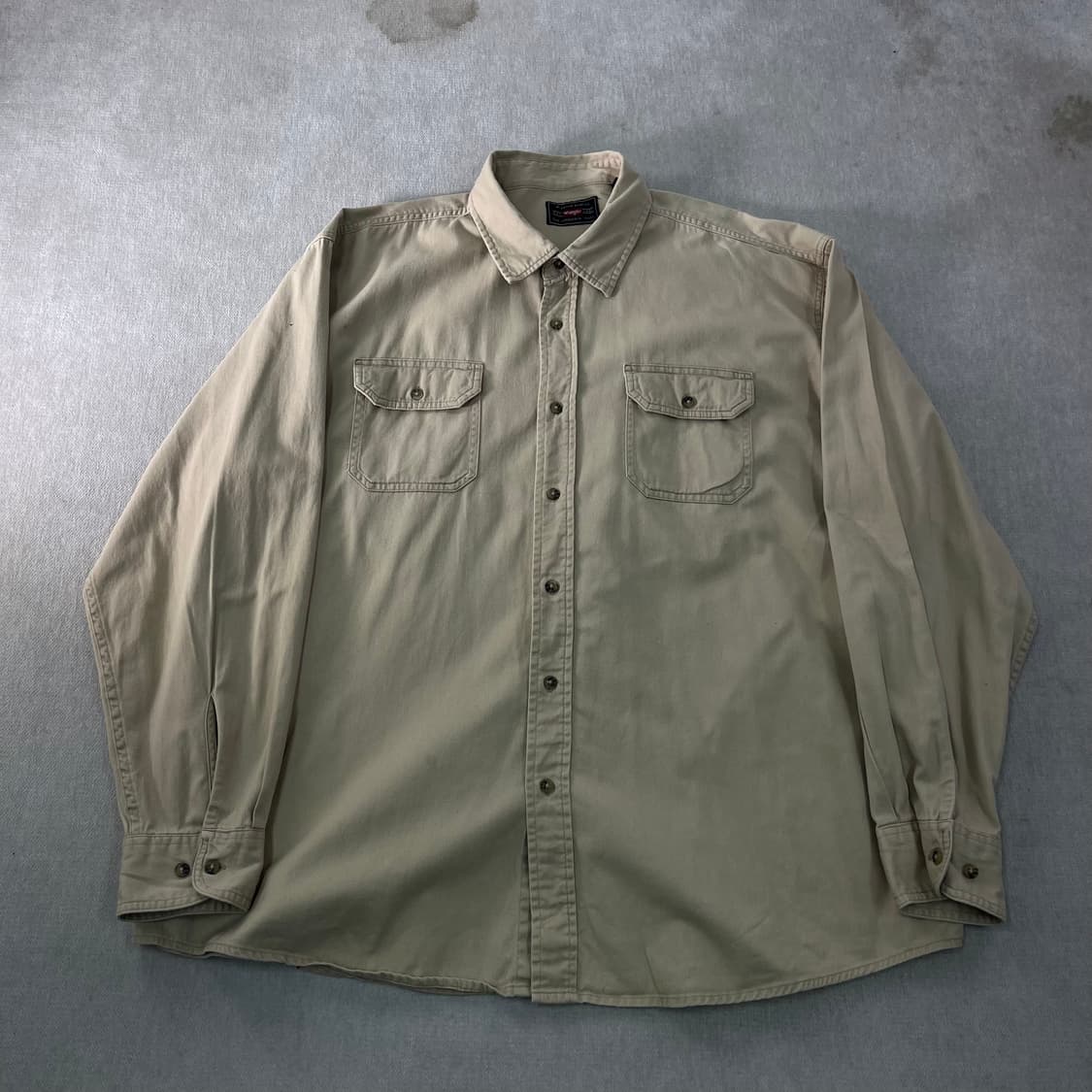 110 랭글러 투포켓 워크셔츠 상품이미지1