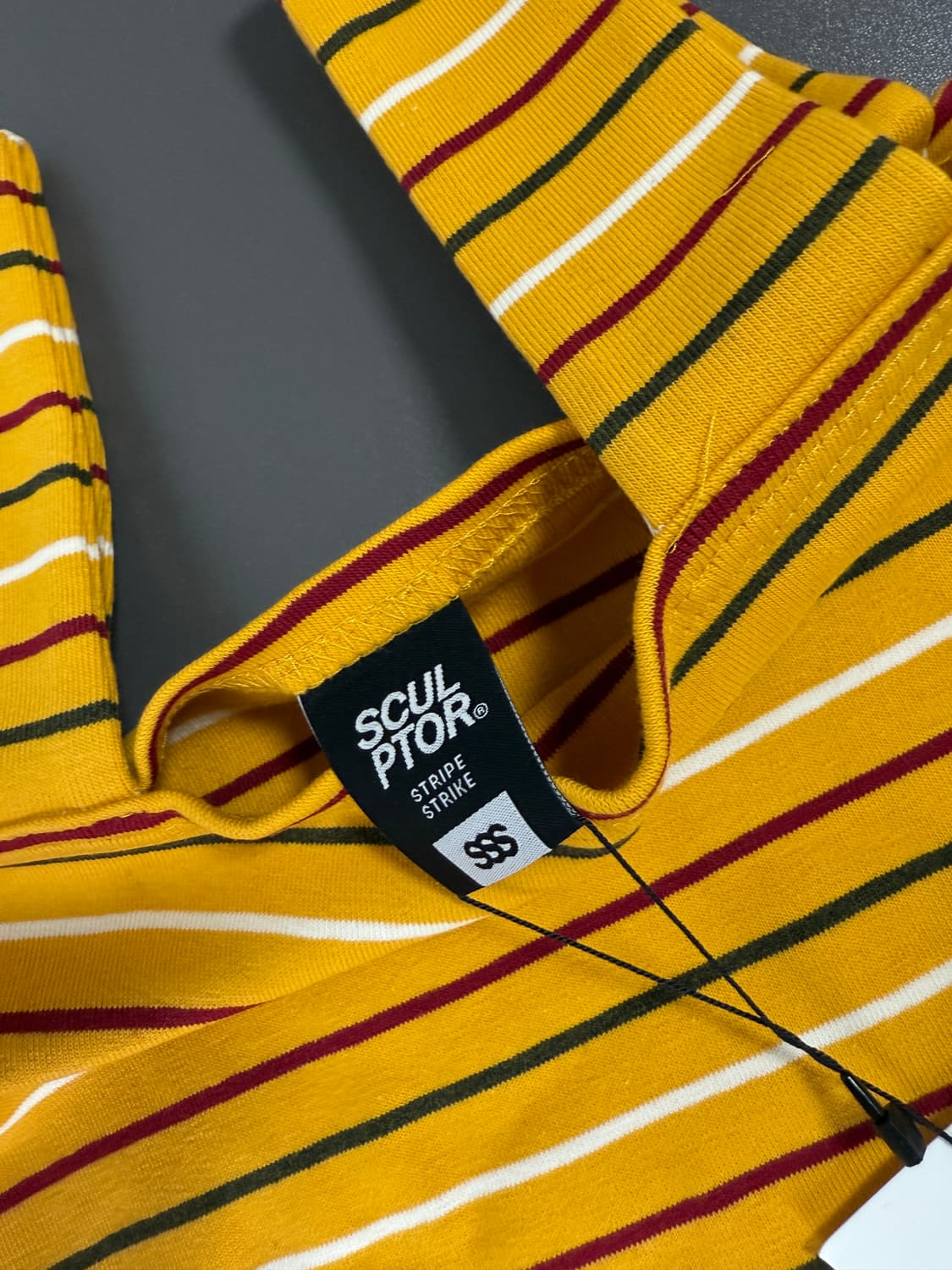 스컬프터 레이블드 탱크탑 옐로우 상품이미지5