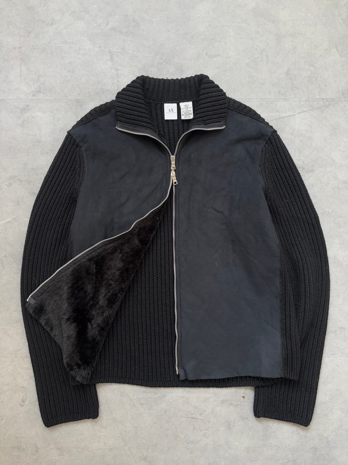 Armani Exchange 아르마니 익스체인지 블랙 퍼 니트 집업 상품이미지1