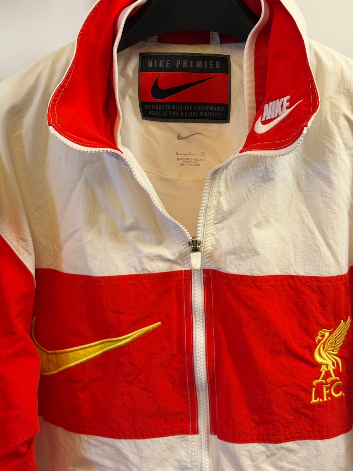 나이키 리버풀 대장급 바람막이 상품이미지3