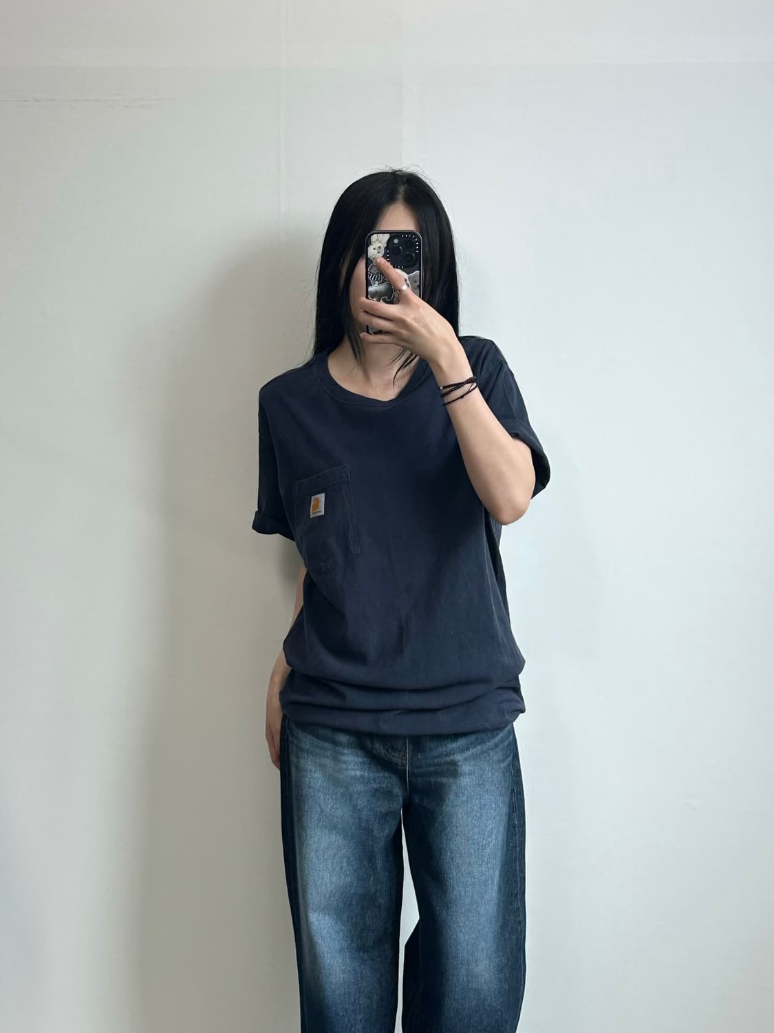 칼하트 자수로고 포켓 네이비 반팔 티셔츠 상품이미지1