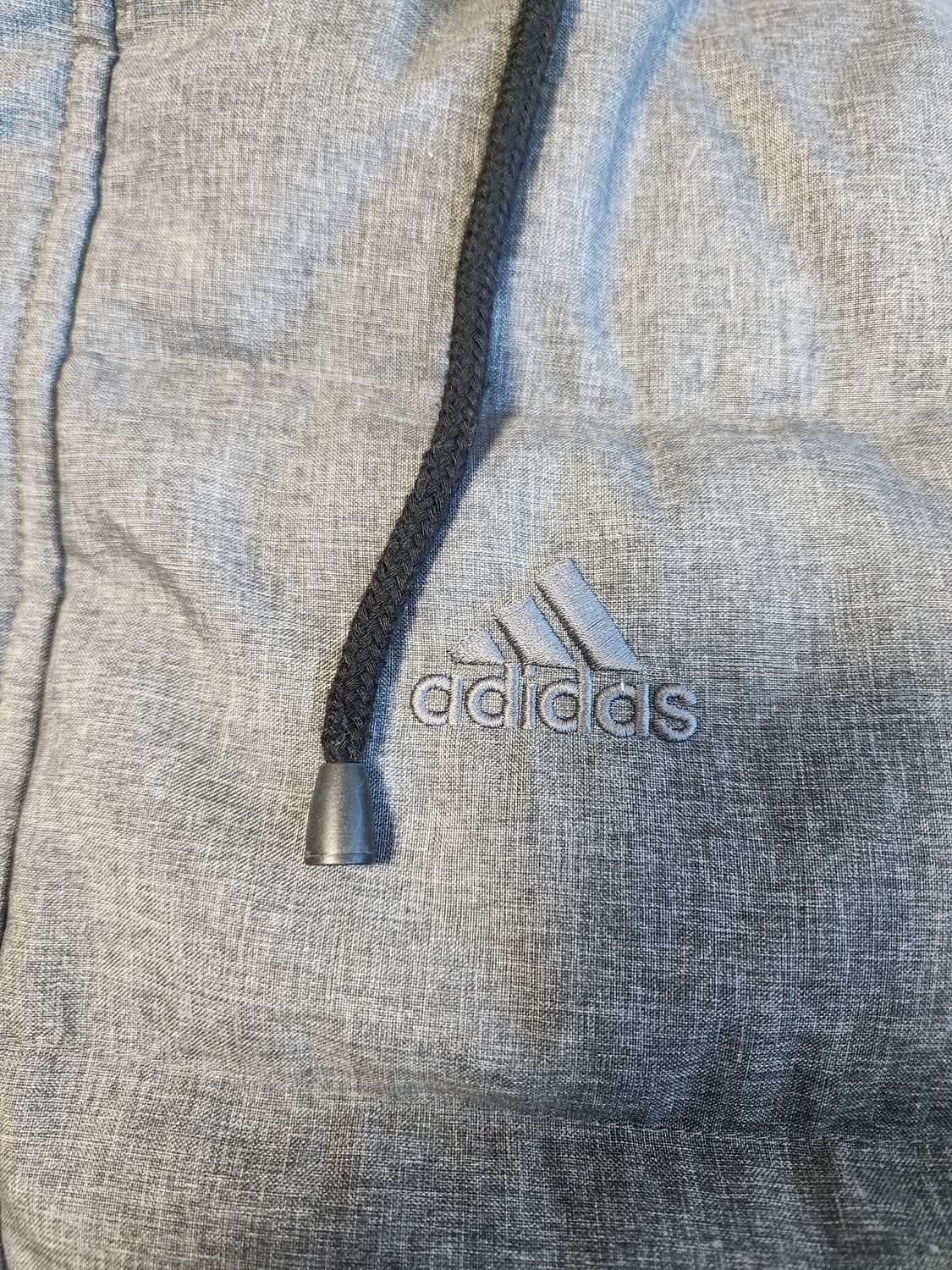 아디다스 남여공용DD70 울렌 덕다운 패딩 방풍 자켓 사이즈90(s)

 상품이미지3