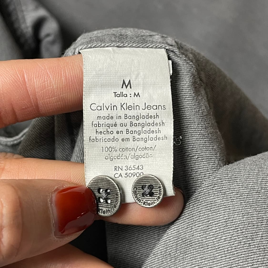 CALVIN KLEIN 캘빈클라인 그레이 워싱 코튼셔츠 A00472 상품이미지10