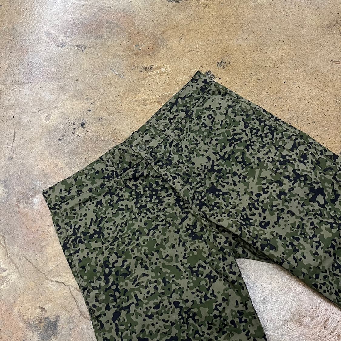 [정품/31] 칼하트 밀리터리 카모 패턴 반바지 b15 상품이미지1