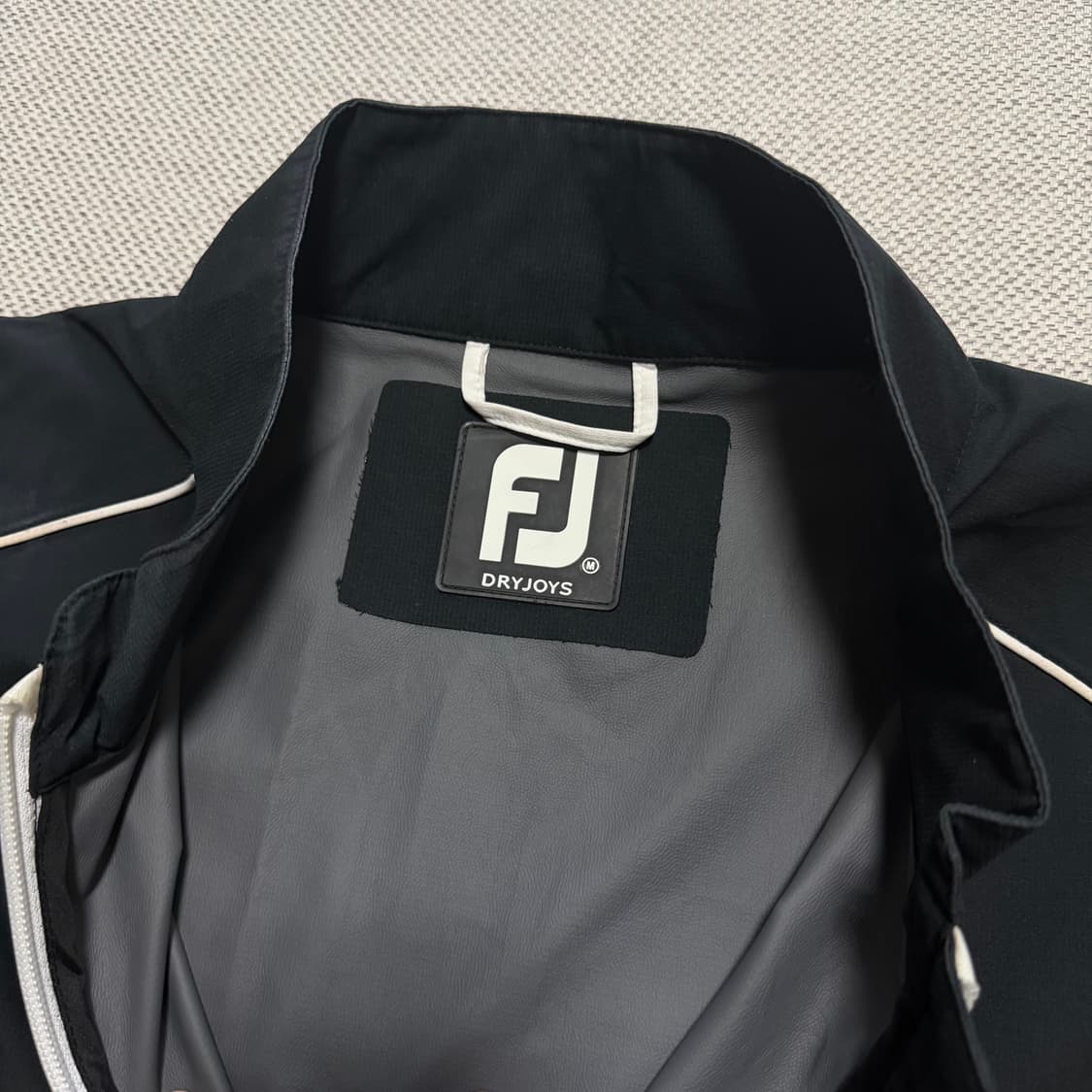 풋조이 반팔 바람막이 골프웨어 상품이미지2