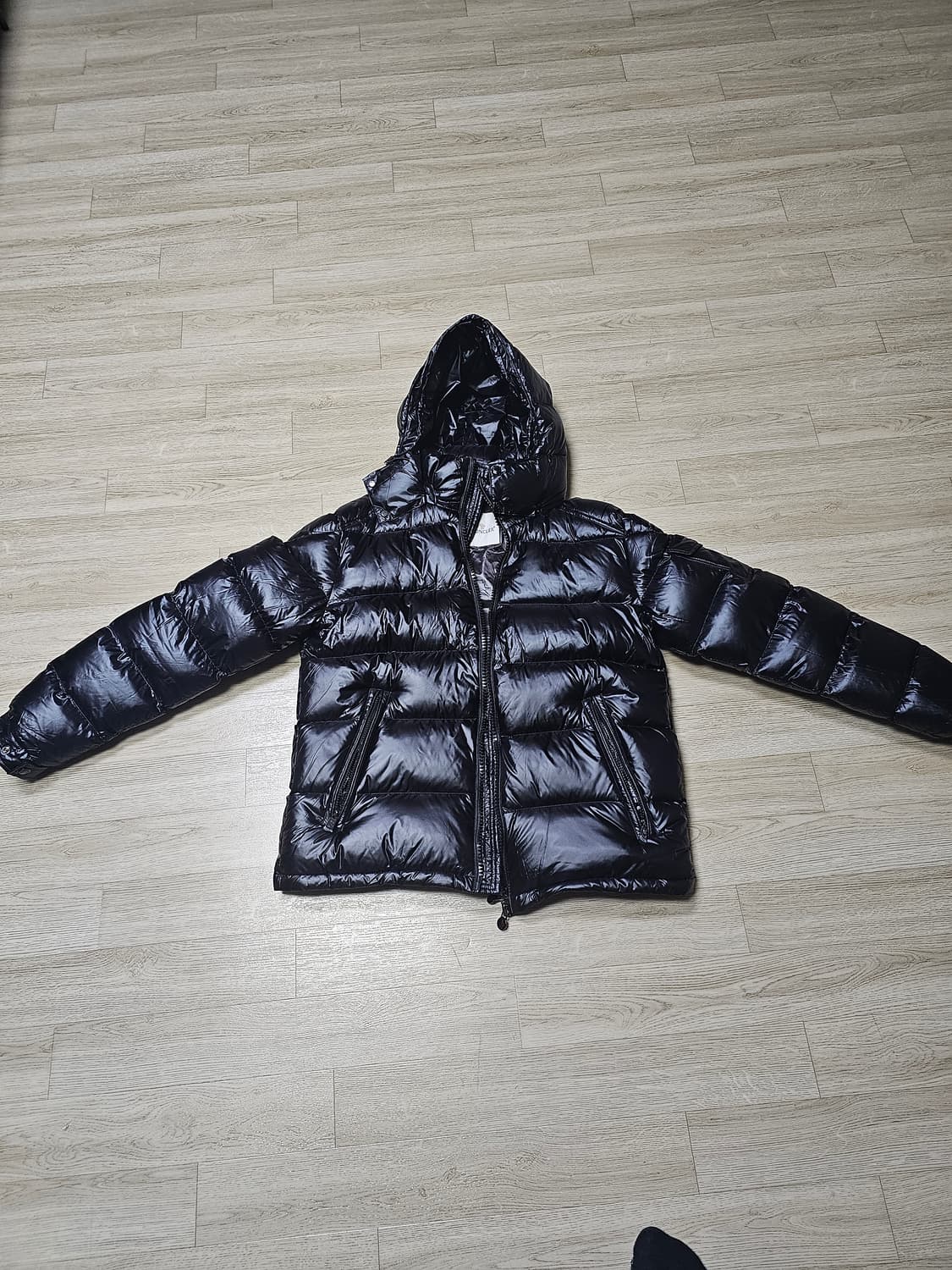 몽클레어 마야후드 패딩 상품이미지2