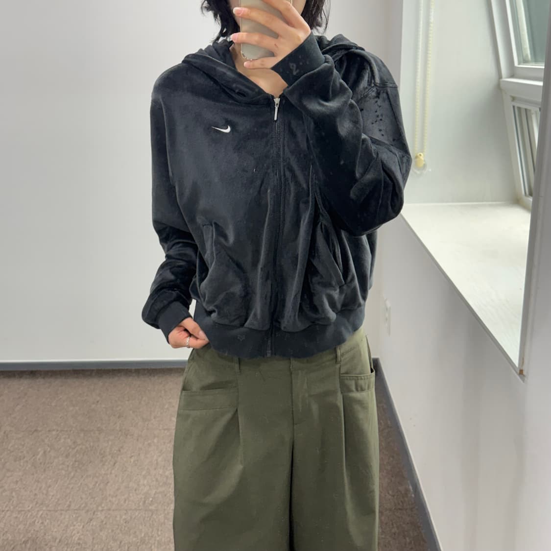 Nike 나이키 블랙 벨벳 후드집업  상품이미지2