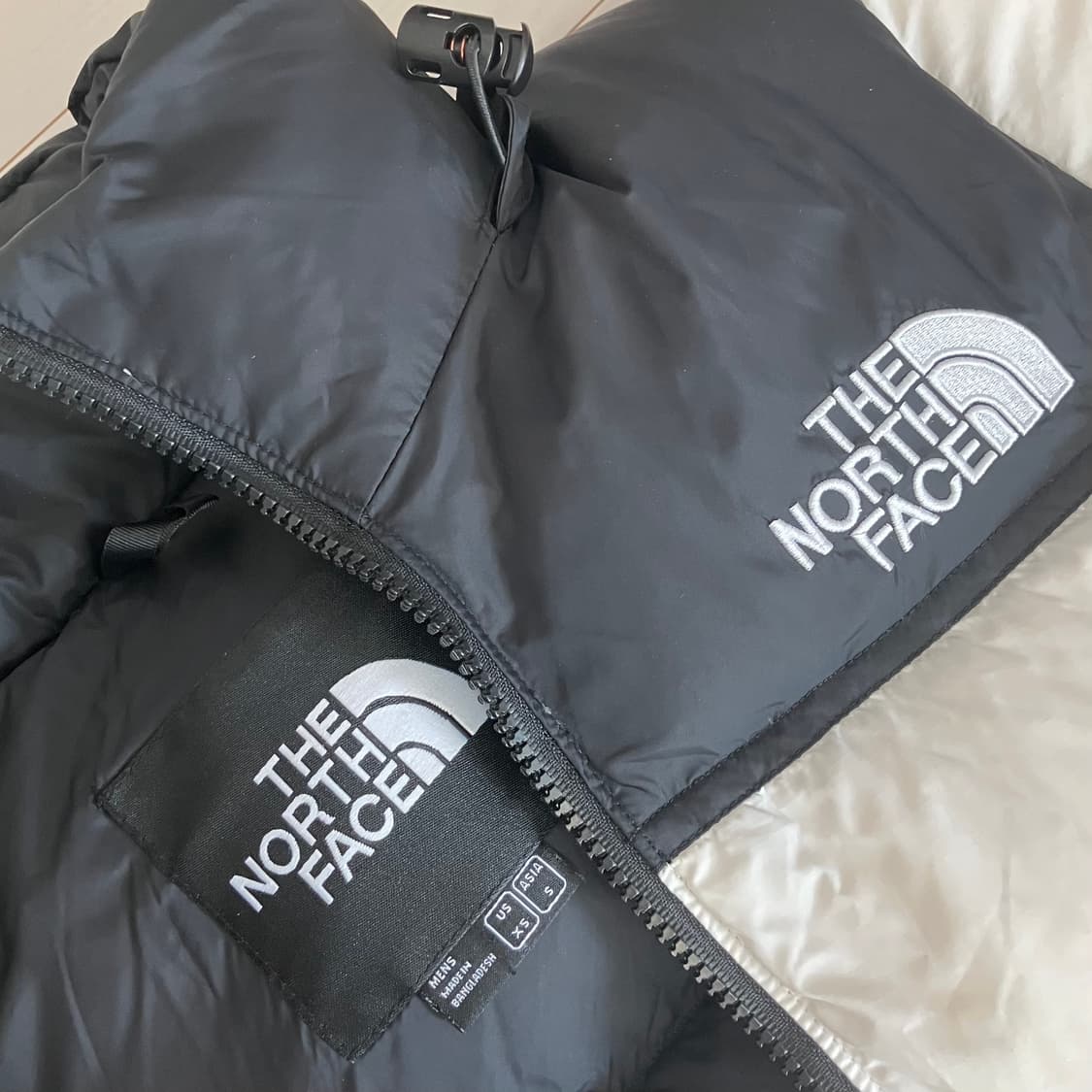 노스페이스 1996 눕시 700 화이트 상품이미지3