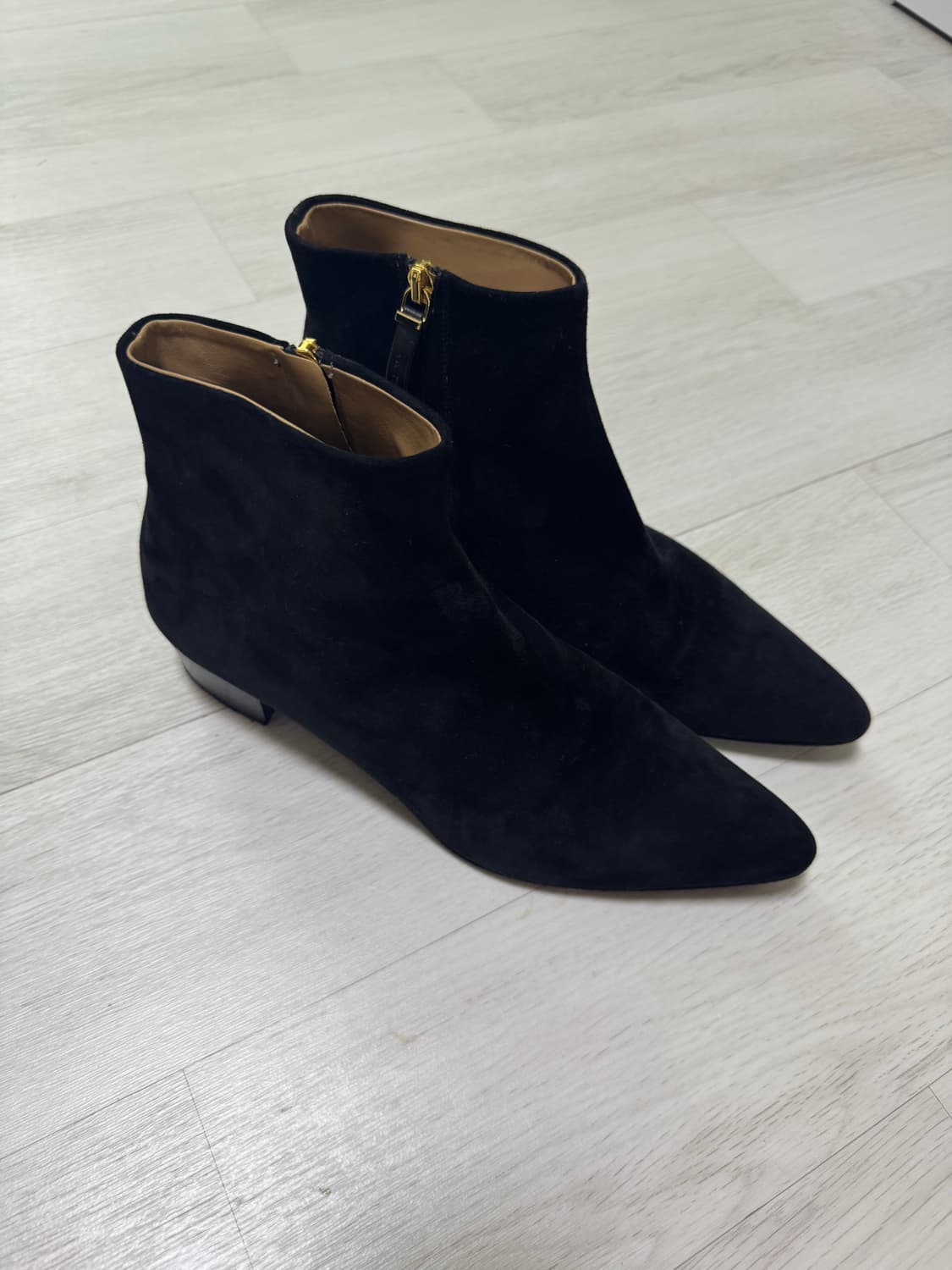 더 로우 스웨이드 부츠 The Row Ambra Ankle Boots  상품이미지2