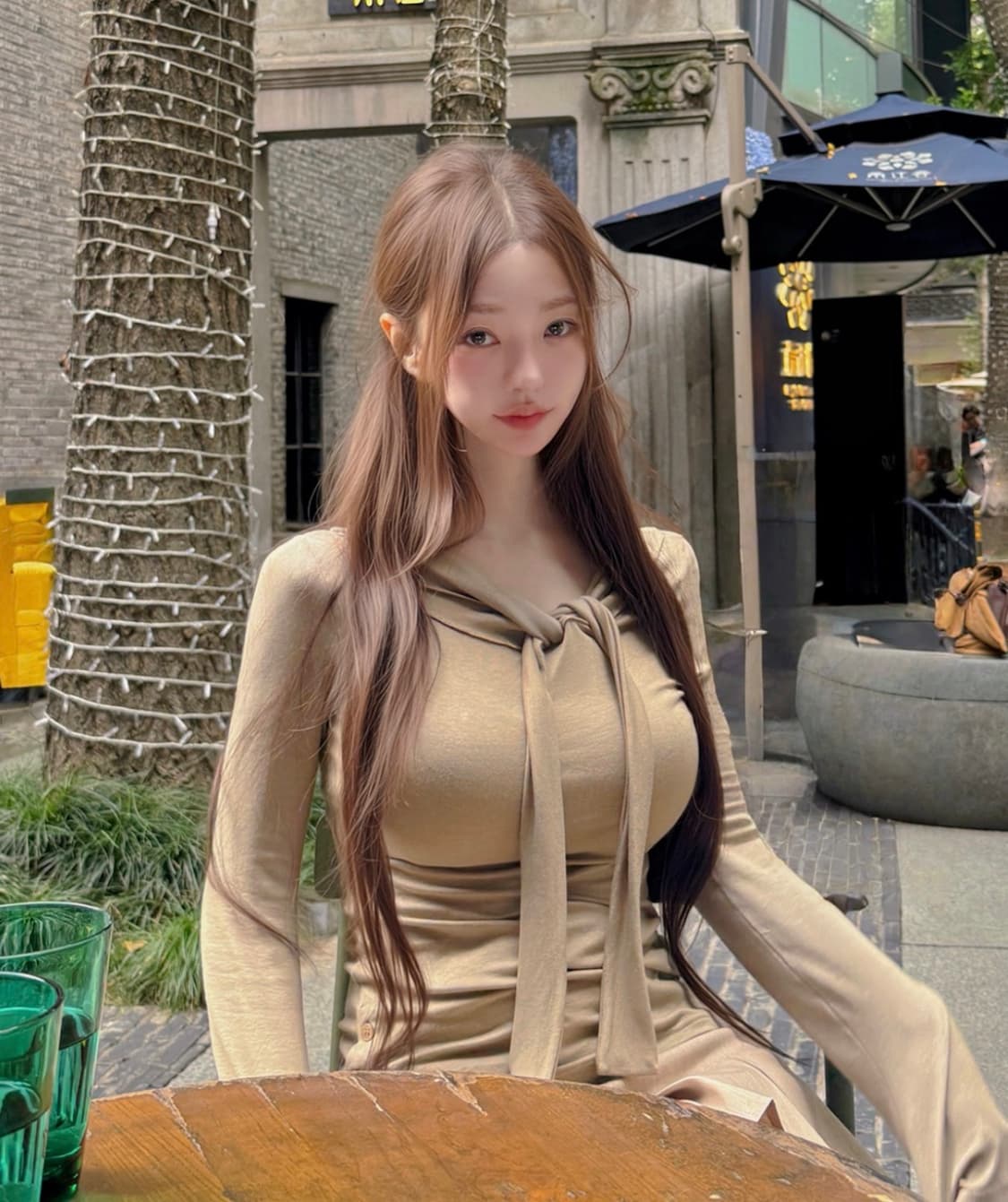 카인다미 멀티 타이 사이드 버튼 티셔츠 모카무스 하객룩 상품이미지1