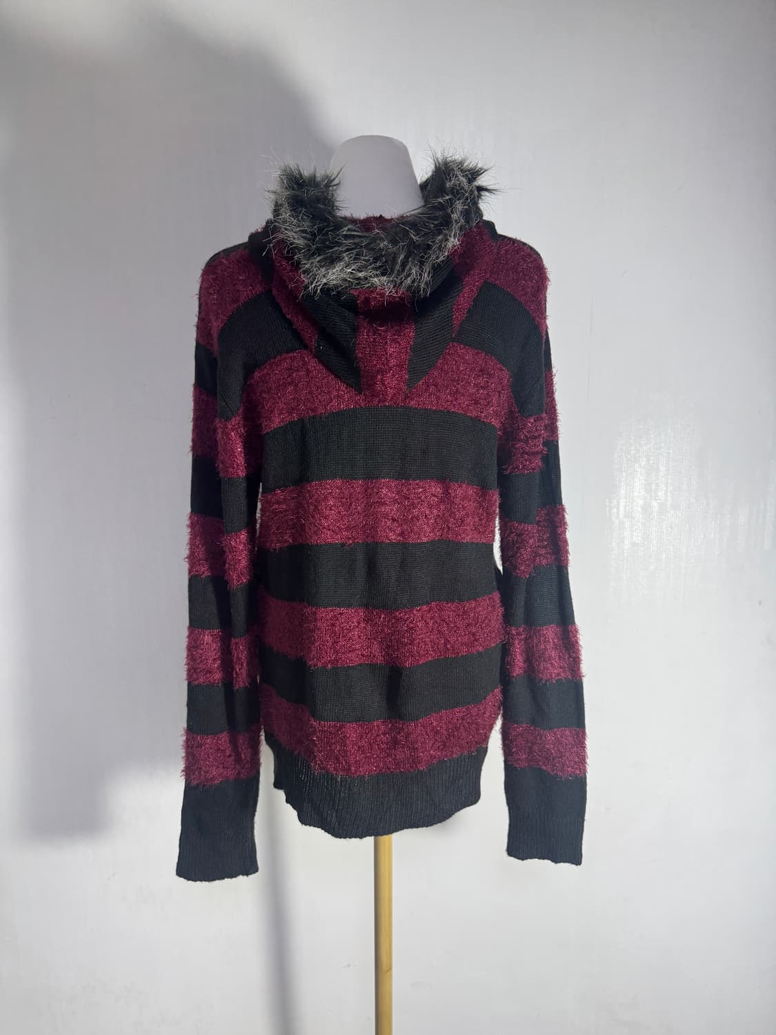 Clash ahead 레터링 스트라이프 니트 퍼 후드집업 y2k 펑크 상품이미지3