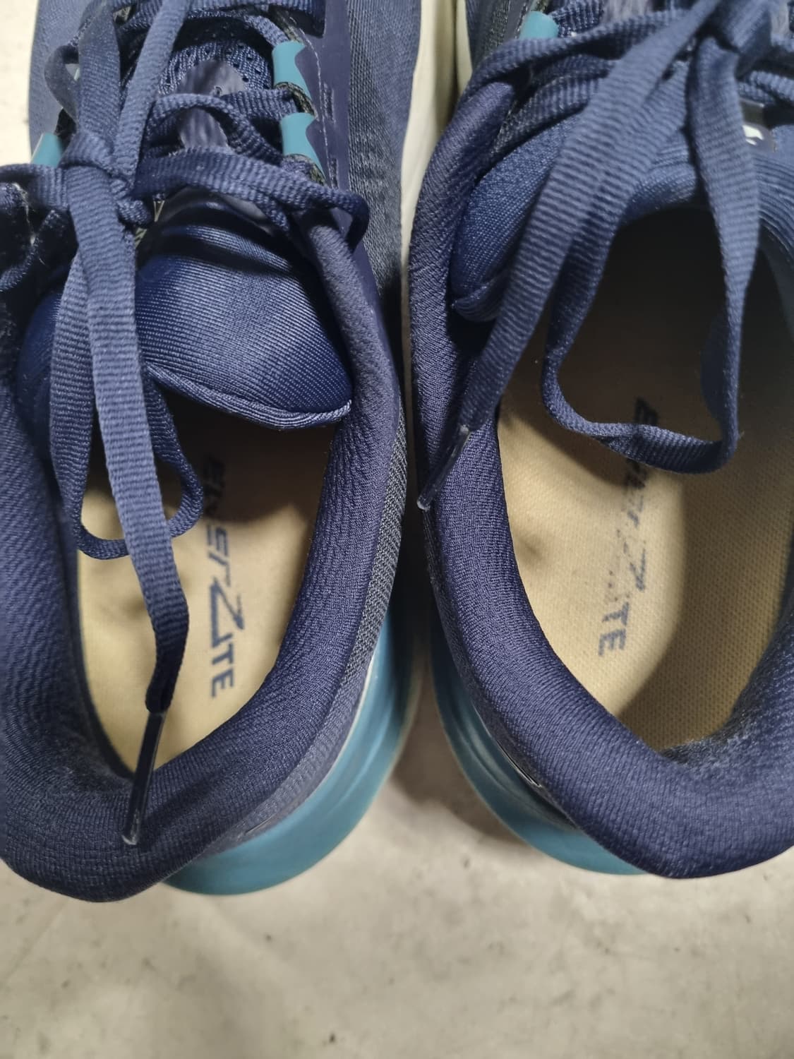 데상트 남성 런스텝 러닝화 상품이미지5