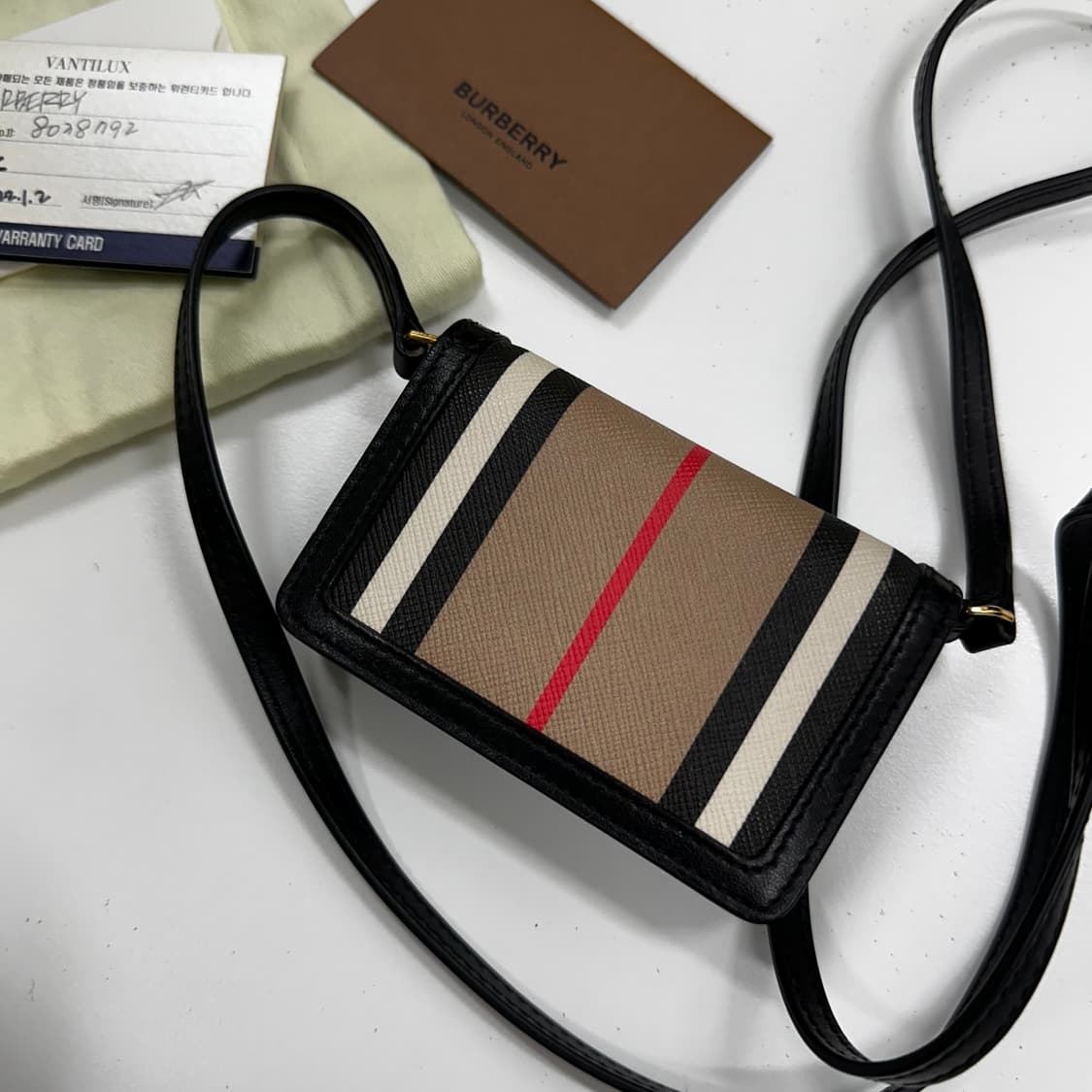 버버리 아이콘 스트라이프 여성 스트랩 크로스백 가방 상품이미지5