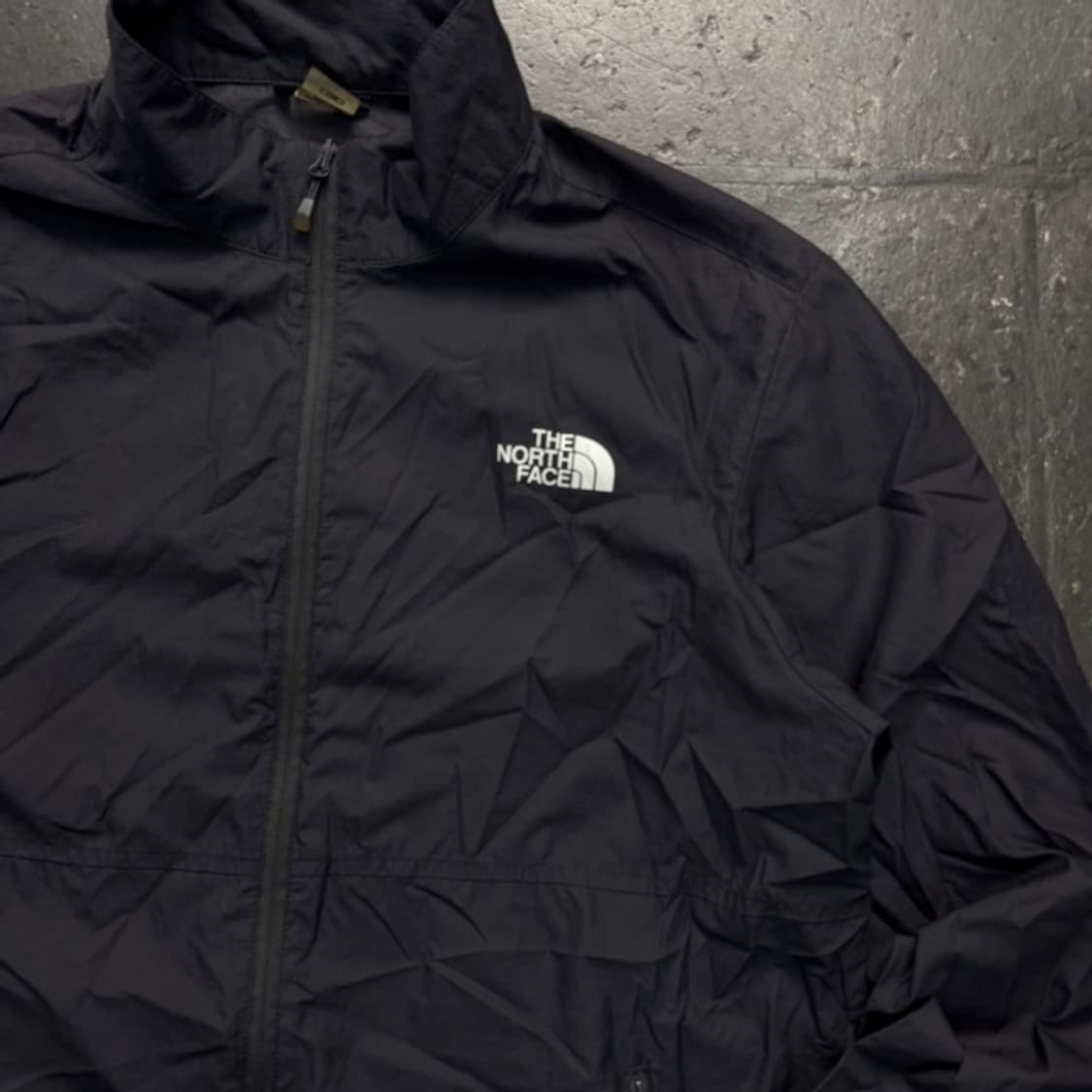 100 노스페이스 경량 바람막이  상품이미지2