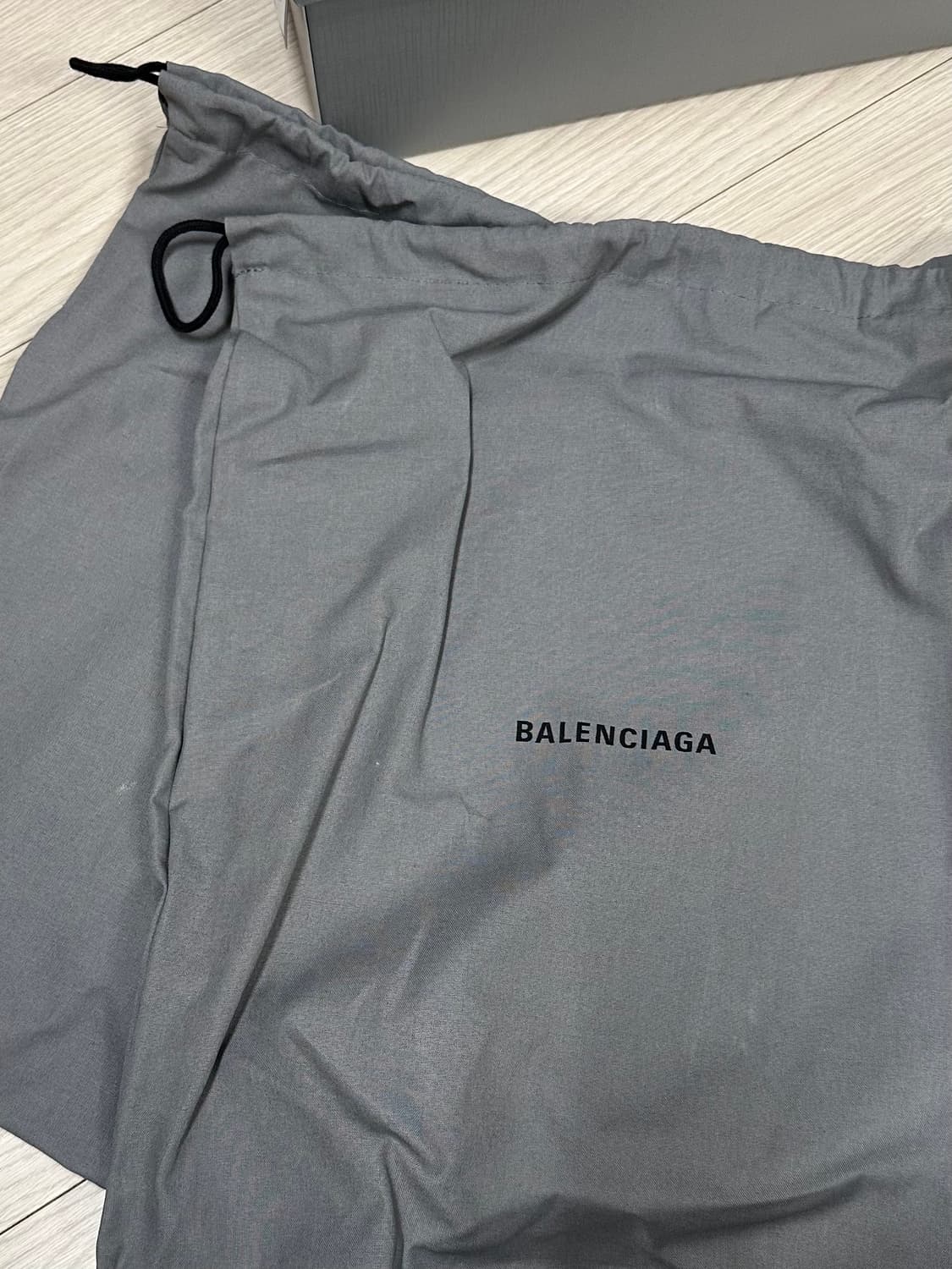 발렌시아가 허머 더비 42 상품이미지10