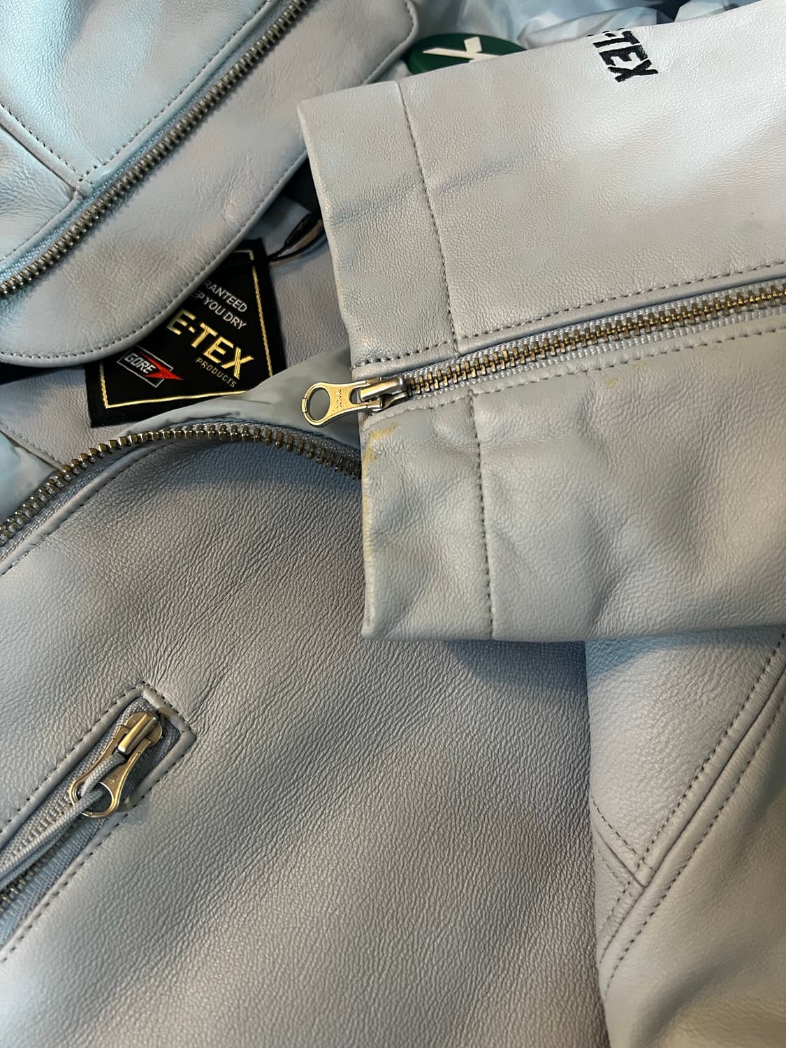 22ss 슈프림 양가죽 고어텍스 자켓 상품이미지4