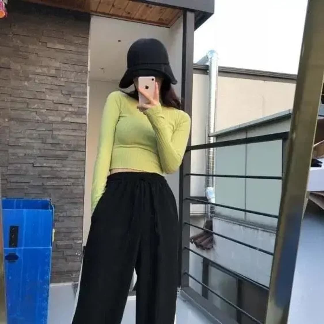 디인터넷 마켓 크롭 골지 탑 라임 반폴라 목폴라 티셔츠 레이어드 상품이미지1