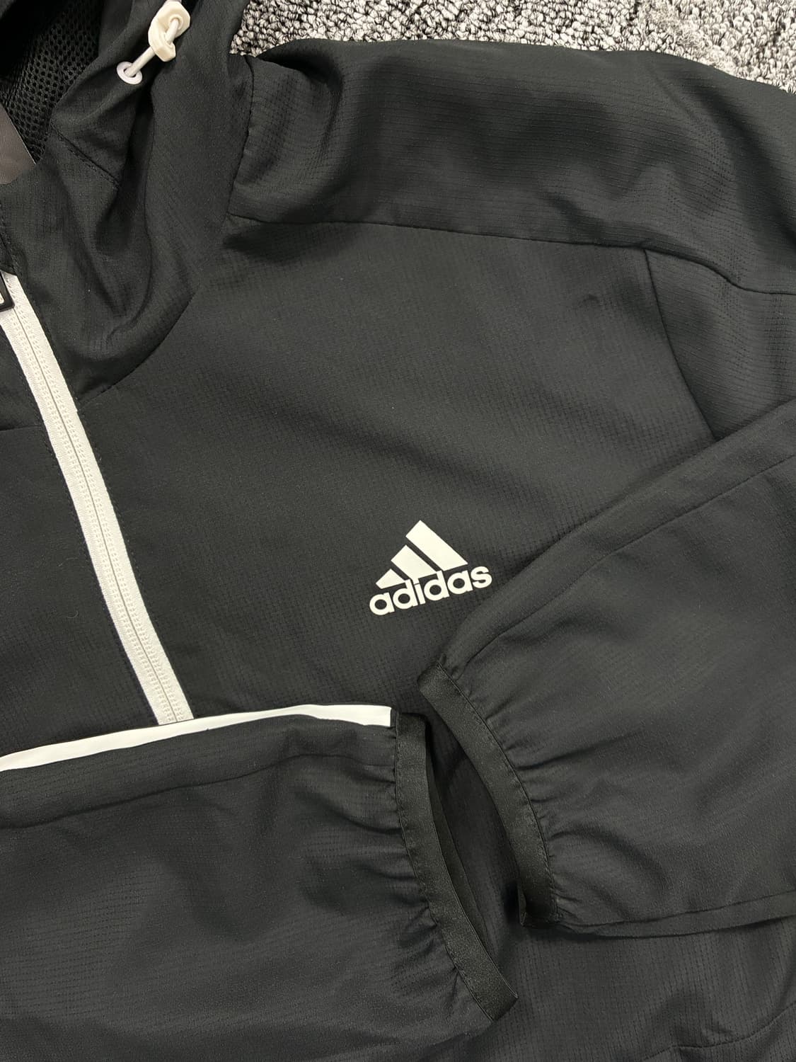 아디다스 블랙 후드 바람막이 L 상품이미지8