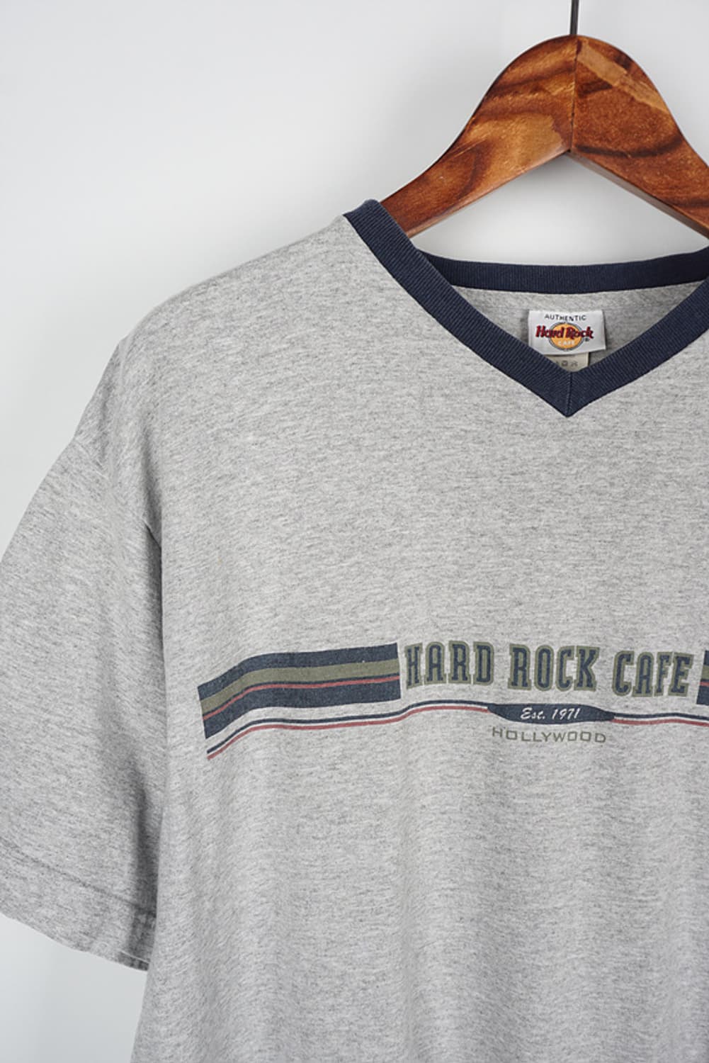  HARDROCK CAFE V-neck T-shirt 상품이미지2