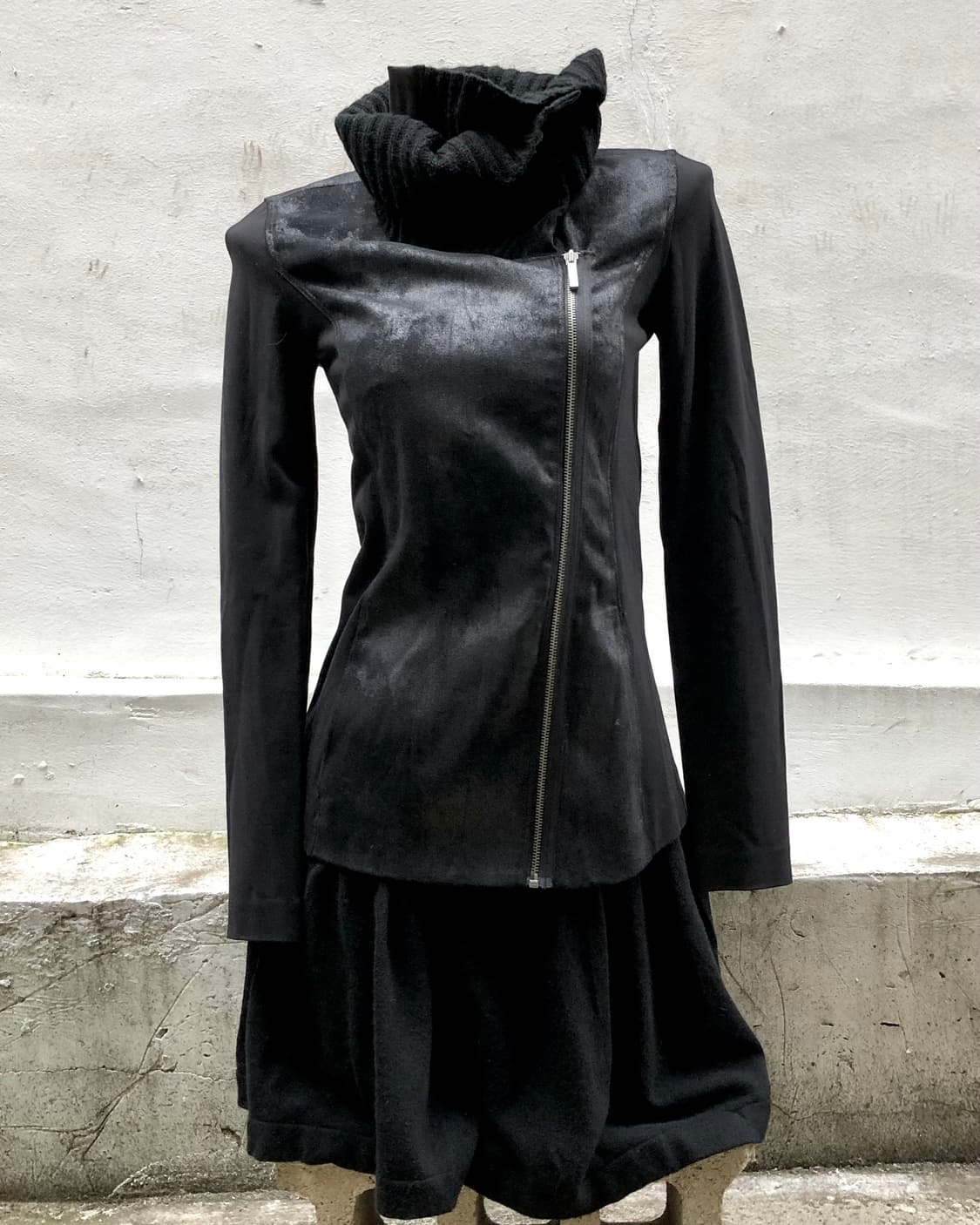 Armani High Neck Asymmetrical Zip Up 상품이미지1