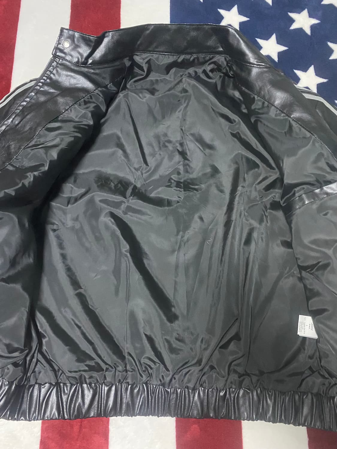 RAINSTORM 사이드라인 비건  봄버 자켓 상품이미지4