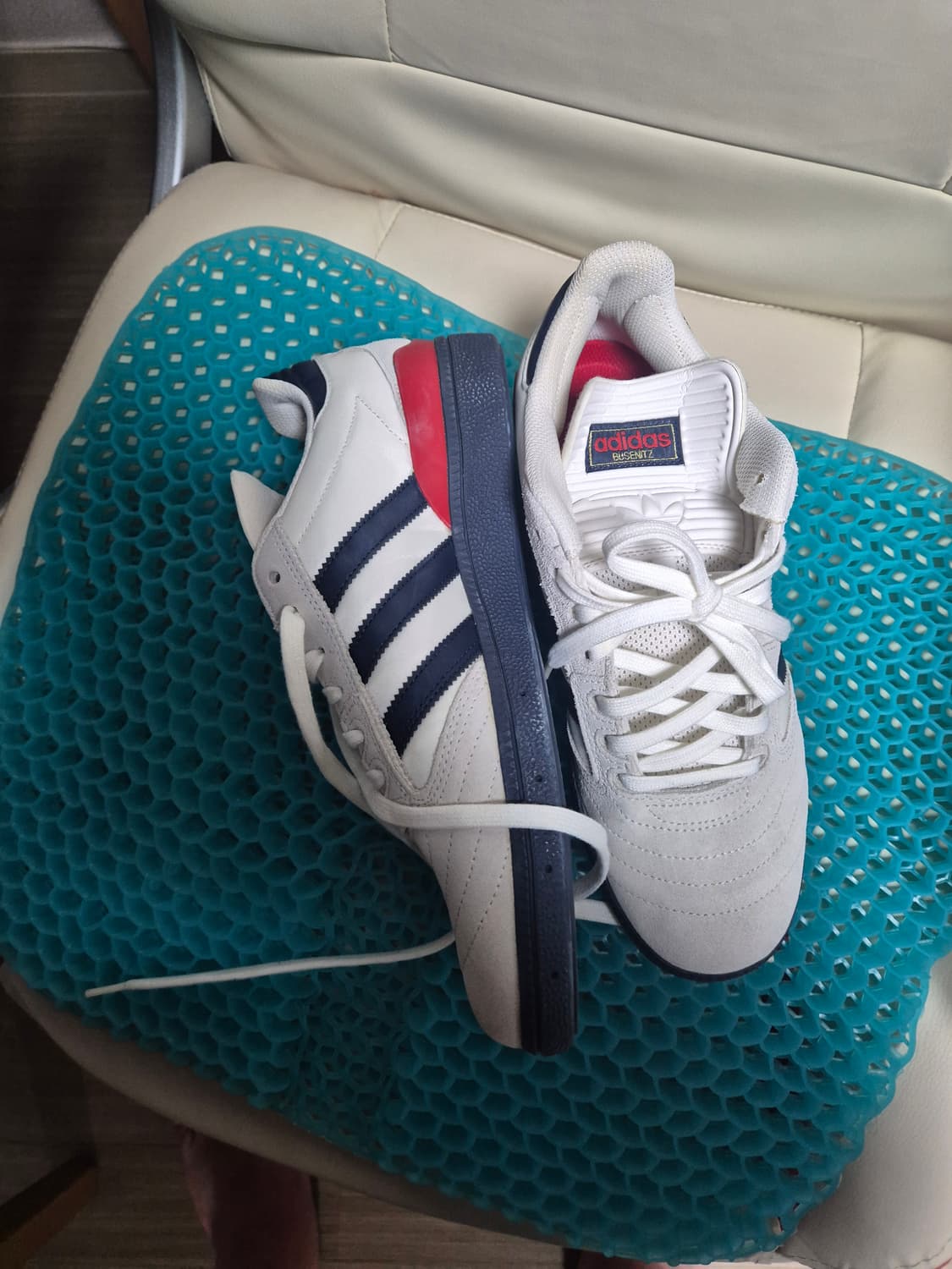 아디다스 부세니츠 280 상품이미지2