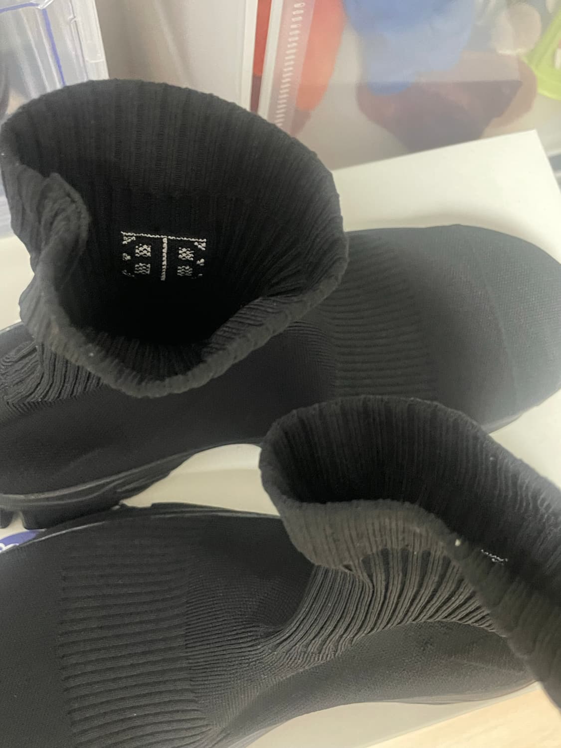 발렌시아가 스피드러너 270 상품이미지4