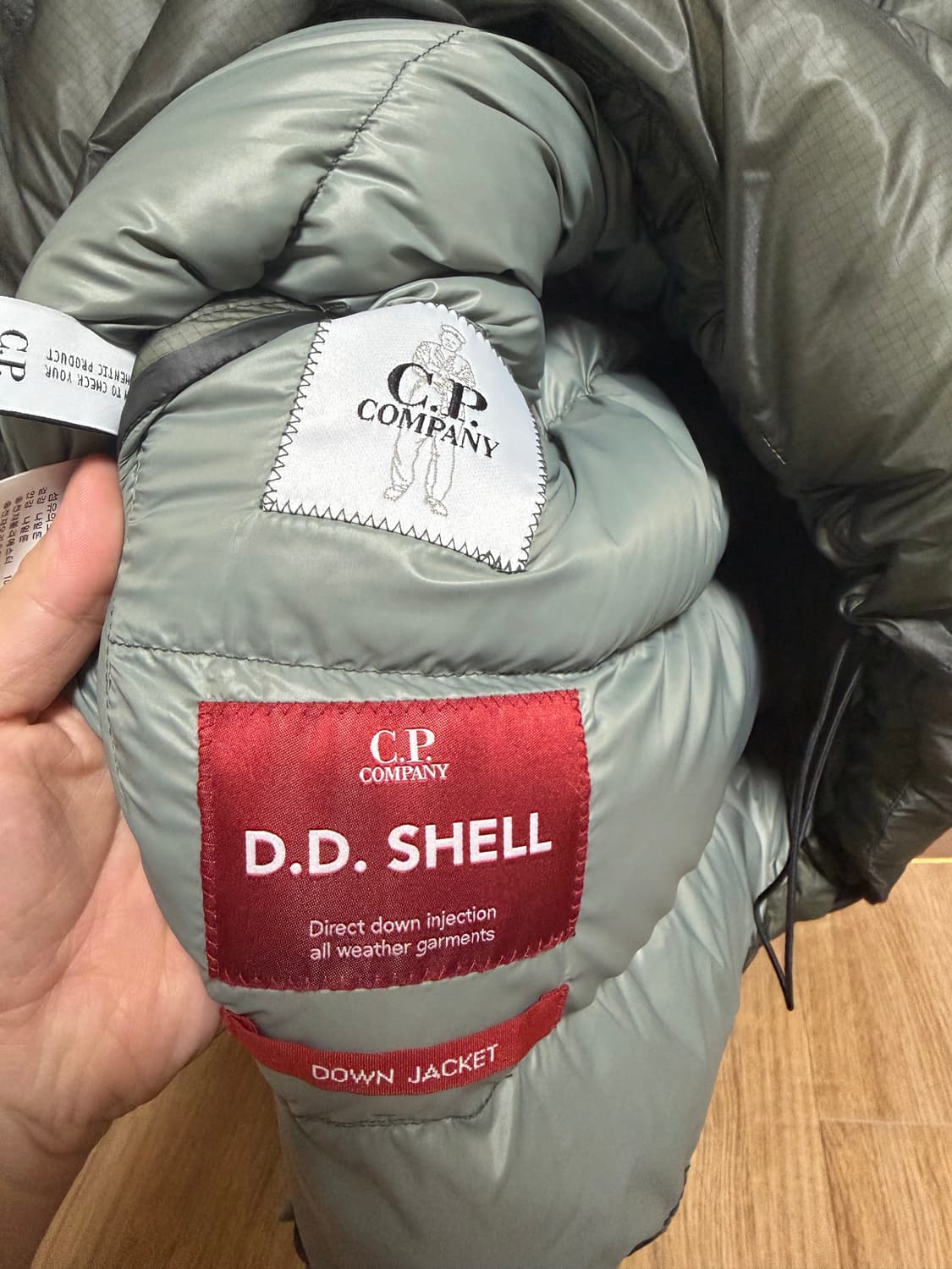 CP컴퍼니 DD쉘 디디쉘 아노락 패딩 L 그레이 상품이미지3