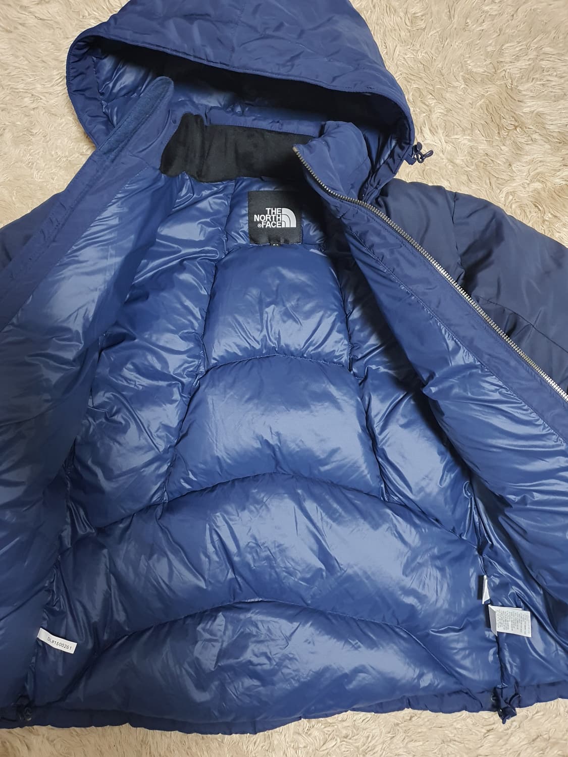 노스페이스 패딩 자켓 상태좋고깨끗해요 사이즈 90 상품이미지2