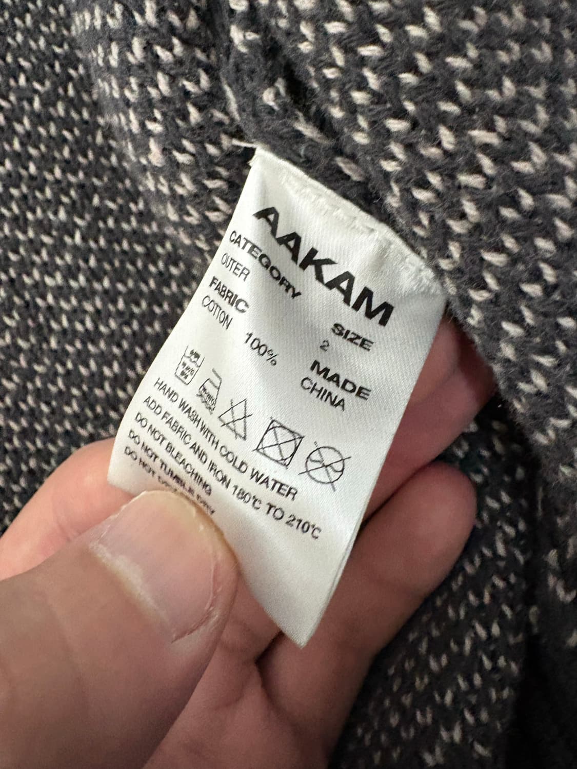 아캄 집업 상품이미지2