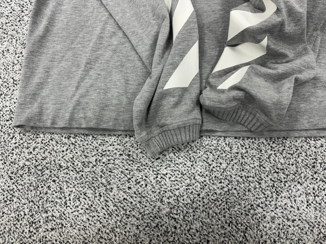 몽클레어 x 오프화이트 맨투맨 상품이미지3