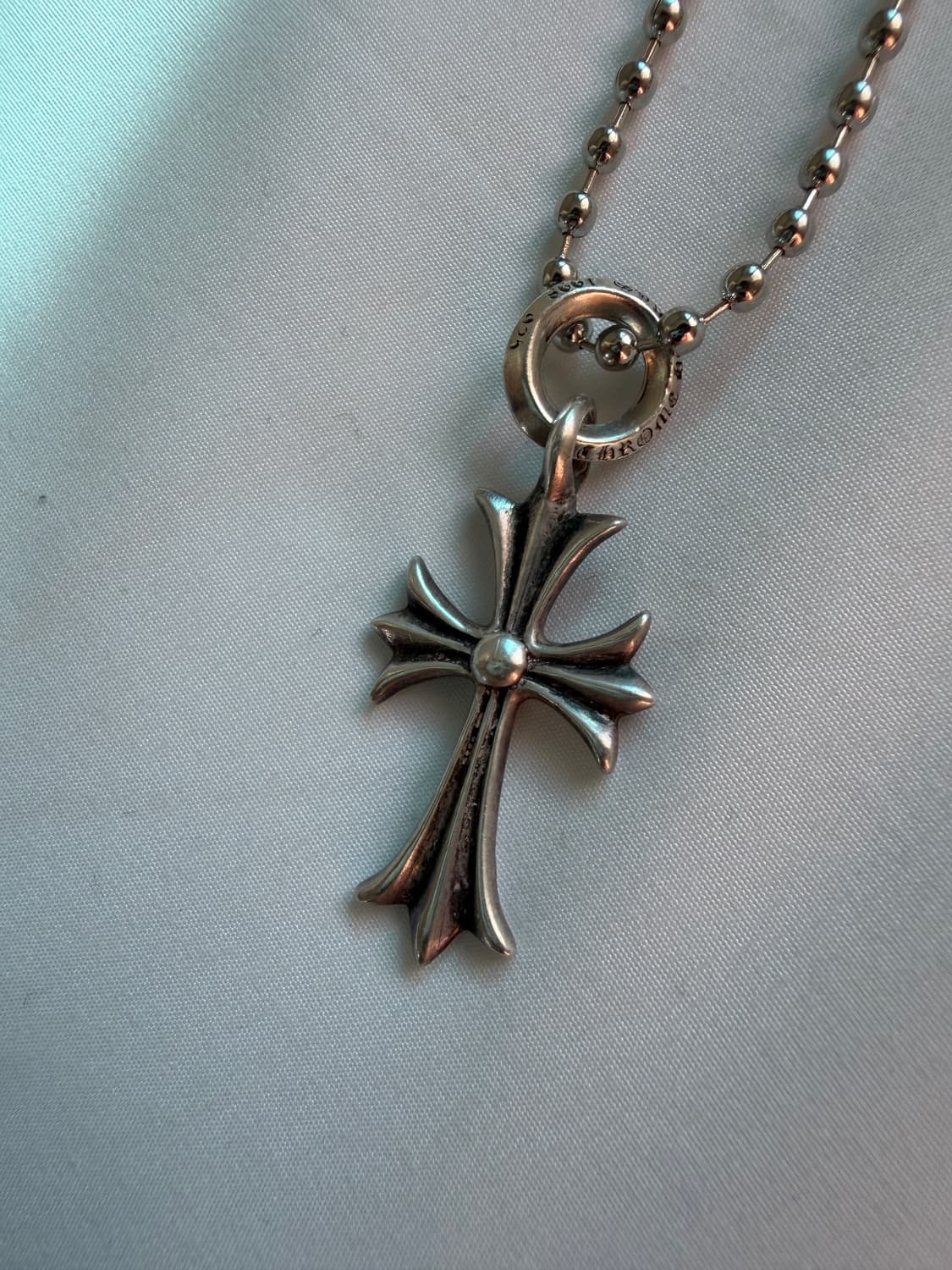 크롬하츠 타이니크로스 펜던트 목걸이 상품이미지2