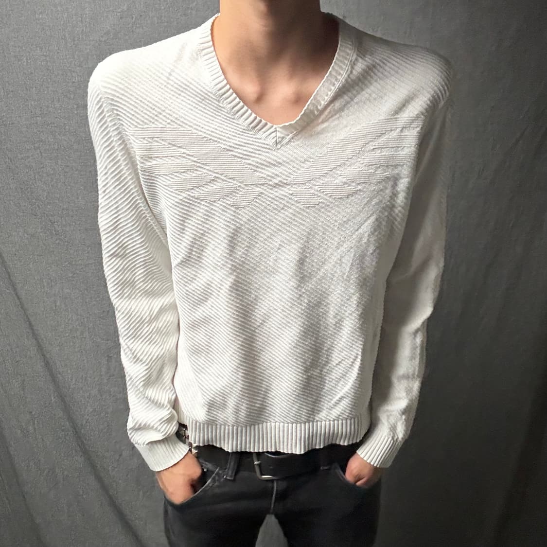 아르마니 익스체인지 로고 자수 브이넥 상품이미지3