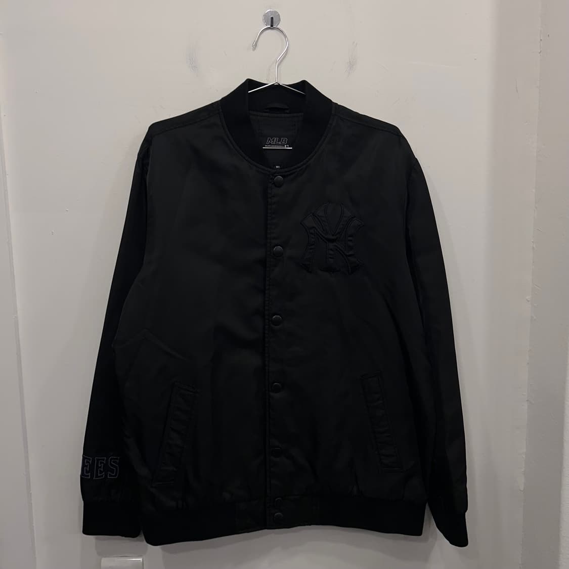 MLB 뉴욕양키스 글로시 나일론 코치자켓 상품이미지2