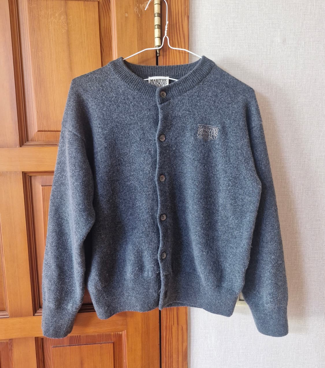 여성 마리떼 프랑소와 저버 모 가디건 차콜 L 상품이미지1