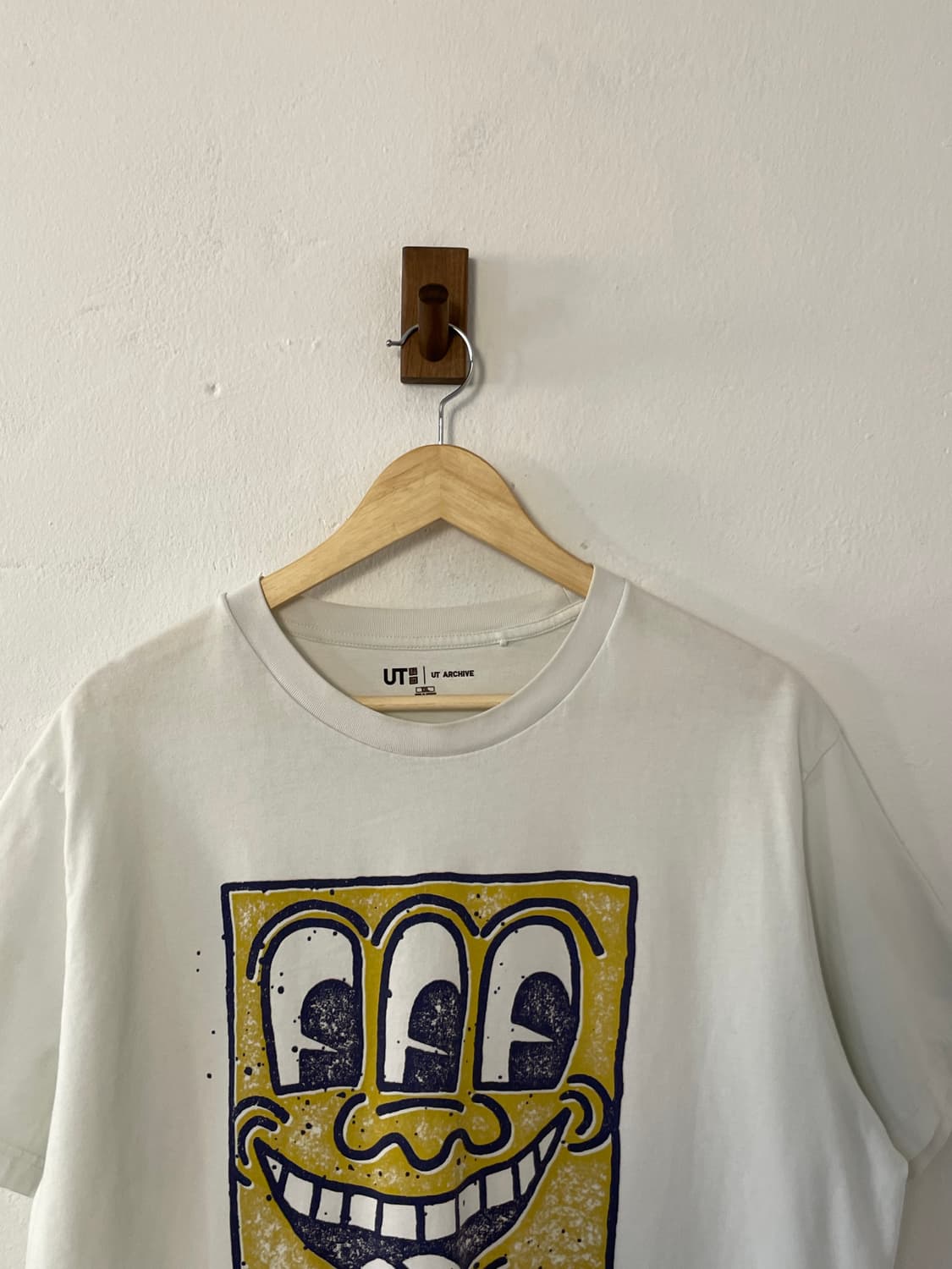 유니클로 UT 반팔 티셔츠  상품이미지2