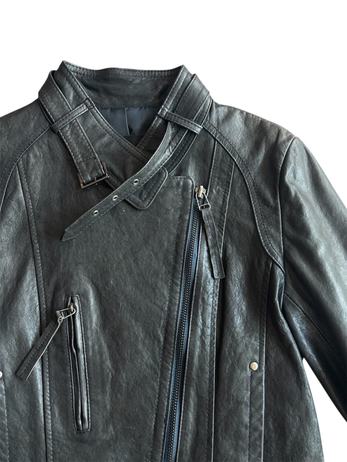 [램스킨] 올리비아하슬러 다크브라운 넥 버클 슬림핏 레더자켓 상품이미지6