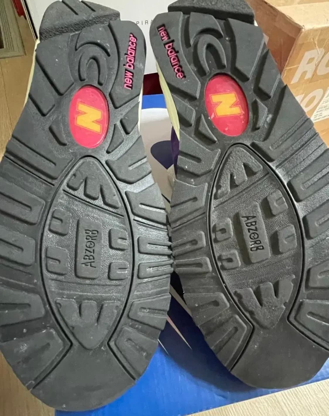 뉴발란스 990 v2 퍼플 옐로우 265 상품이미지8